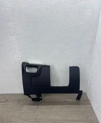 Audi A3 S3 8V Dashboard lower bottom trim panel 8V1863075D 8V1863075