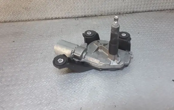 Renault Megane III Rear window wiper motor 0390201847