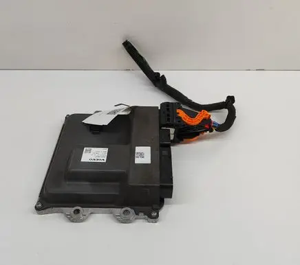 Volvo XC90 Engine control unit/module 32313937