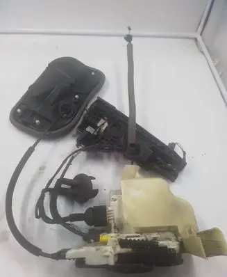 Audi A6 S6 C7 4G Front door lock 4G1837015