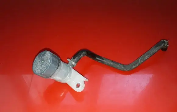 Honda Accord Brake fluid reservoir NOCODE