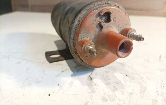 Ford Fiesta High voltage ignition coil 0221122031