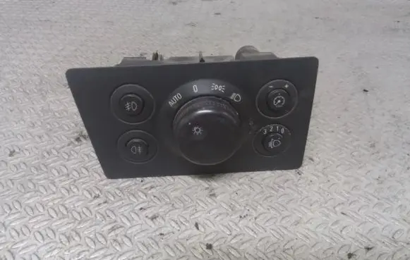 Opel Zafira B Light switch 13205868