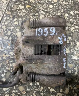 Mercedes-Benz A W168 Front brake caliper