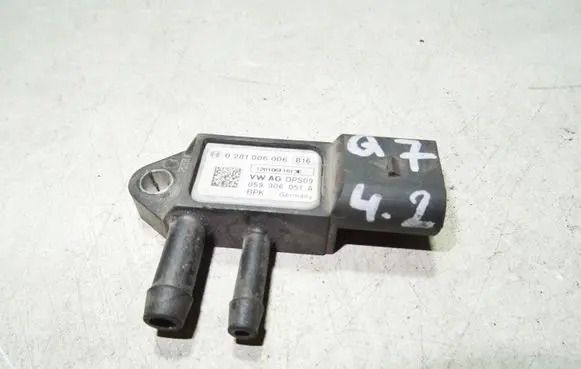 Audi Q7 4L Exhaust gas pressure sensor 0281006006 059906051A