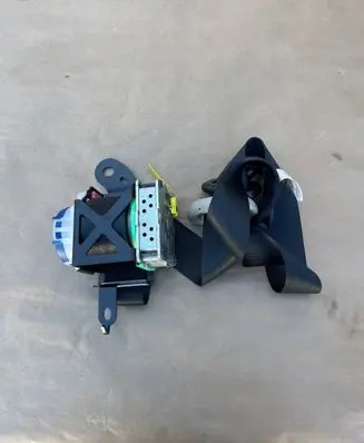 Mazda 6 Front seatbelt 1063728 GS1D