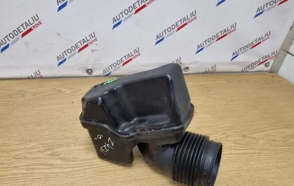 BMW Z4 E89 Intake resonator 7582910