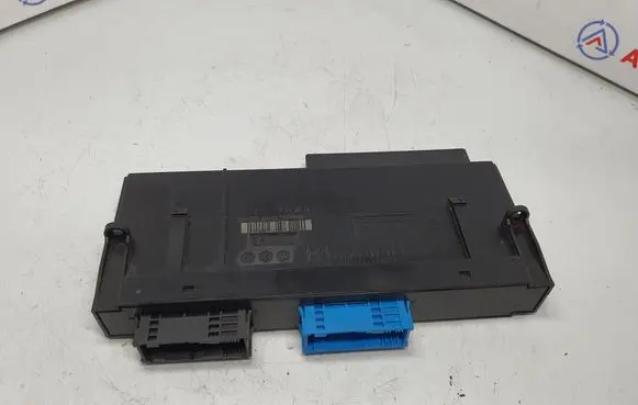 BMW 3 E90 E91 Central body control module 6982709 61356982709