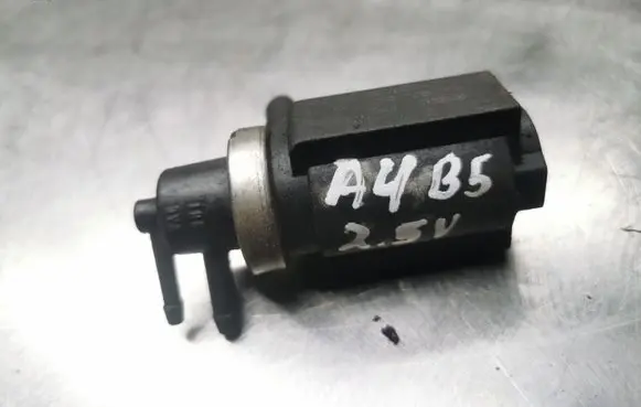 Audi A4 S4 B5 8D Turbo solenoid valve 8D0906627 72190332