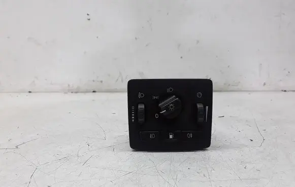 Volvo V50 Light switch 30669736