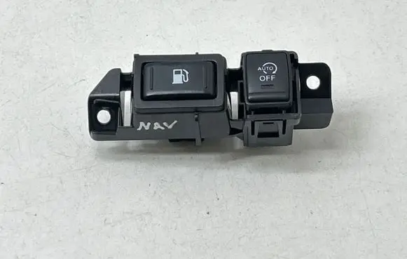 Nissan Navara D23 Fuel tank opening switch 681RU4JA0A