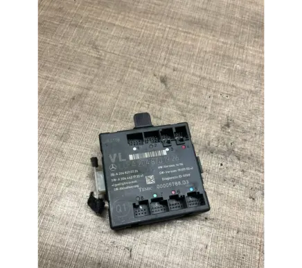 Mercedes-Benz C W204 Door control unit/module A2048200326 A2048701926 A2044421732