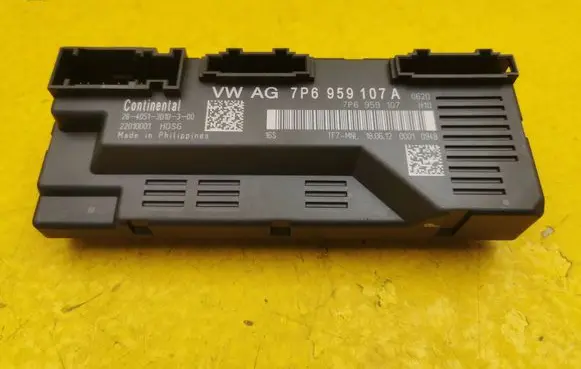 Volkswagen Touareg II Tailgate/trunk control unit/module 7P6959107A 7P6959107