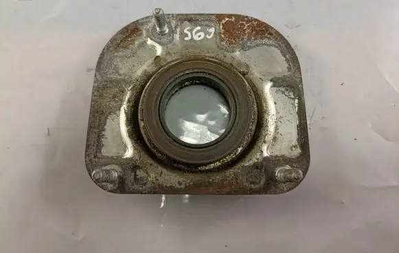 Volvo S60 Front upper strut mount F232532
