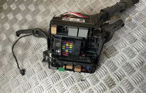 KIA Optima Fuse box set 1898009450 912E0D4070