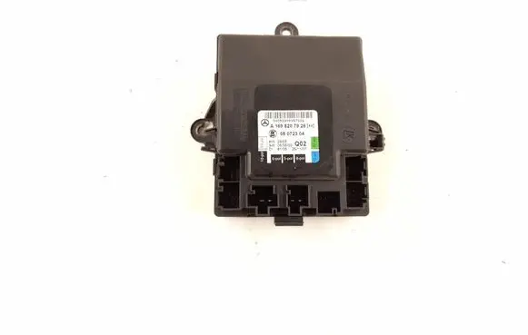 Mercedes-Benz B W245 Door control unit/module 1698207126 1698207926