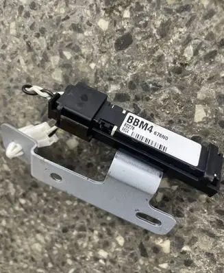 Mazda 3 II Aerial antenna amplifier BBM4676N0