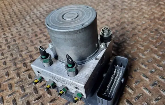 Jaguar XE ABS Pump GX7314F447AH