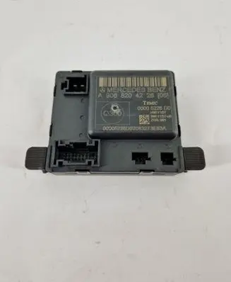 Mercedes-Benz Sprinter W906 Door control unit/module A9068204226