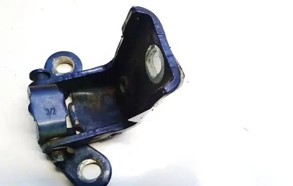 Ford Mondeo Mk III Rear door lower hinge