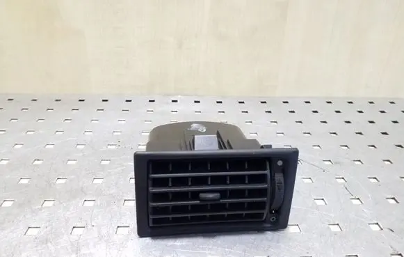 Volkswagen Transporter - Caravelle T4 Dashboard side air vent grill/cover trim 7D1819703 701819709A