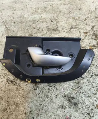 Volvo V70 Rear door interior handle 9203065 7847