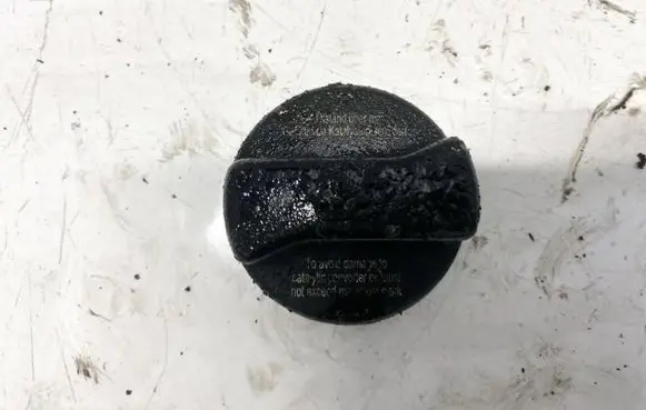 Volkswagen PASSAT B6 Oil filler cap 026103485k