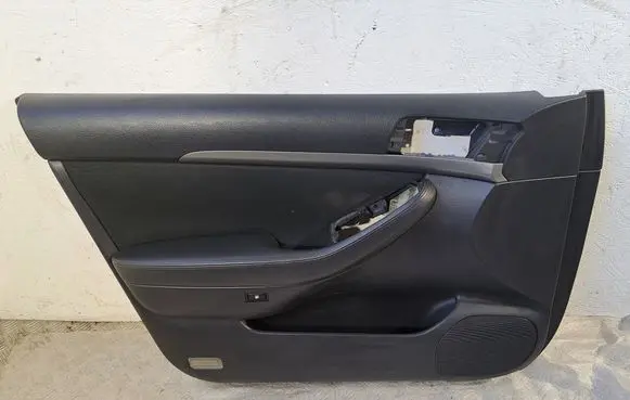 Toyota Avensis T250 Front door card panel trim 6762005560B0