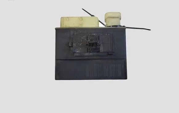 Citroen C5 Glow plug pre-heat relay 9652021180