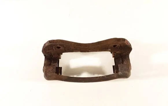 SsangYong Rexton I Front Brake Caliper Pad/Carrier BC412035