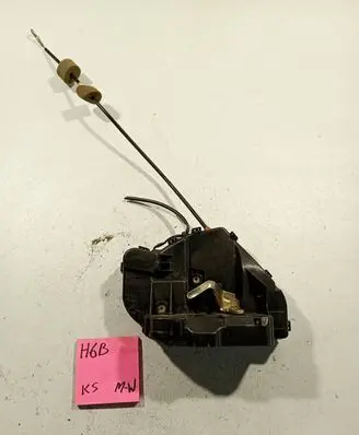 Mercedes-Benz C AMG W203 Rear door lock A2037300135