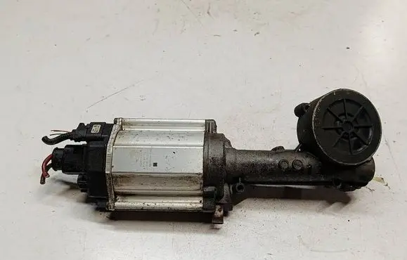 Volkswagen Scirocco Steering rack 1K0909144JT2 1K0909144J