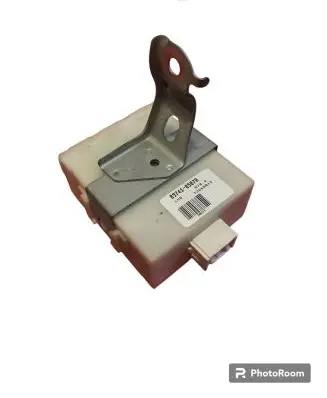 Toyota Avensis T250 Door control unit/module 8974105070