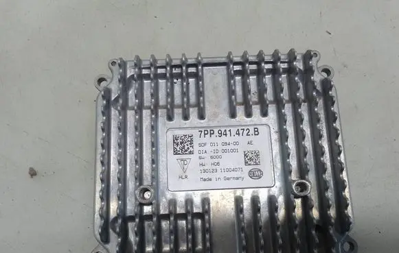 Audi A8 S8 D4 4H LED ballast control module 7PP941472B 5DF01109400