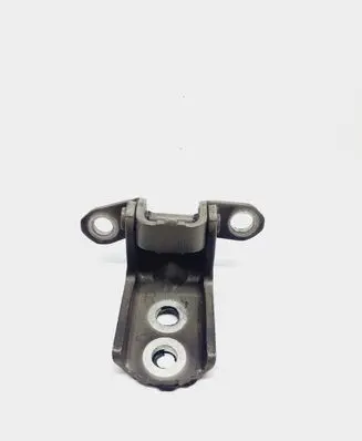 Nissan Qashqai Front door upper hinge 4EAR
