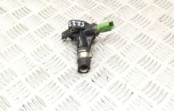 Thermostat/thermostat housing