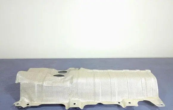 Exhaust heat shield