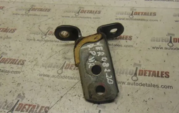 Toyota Corolla Verso AR10 Front door upper hinge