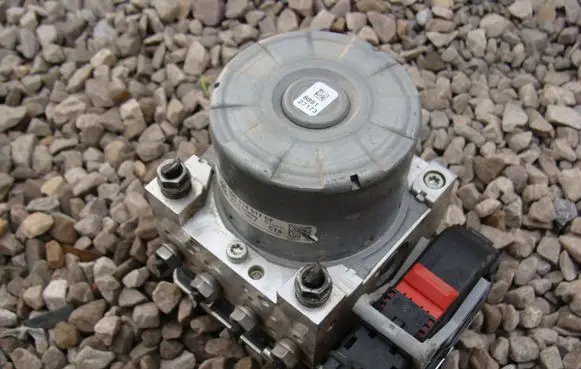 Audi A3 S3 8V ABS Pump 5Q0614517CF