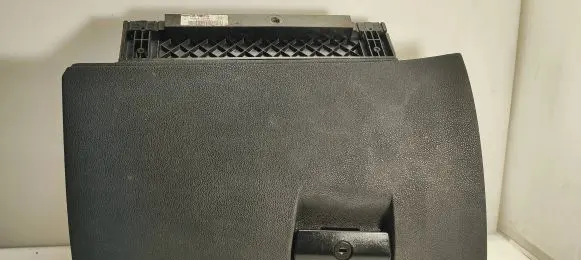 BMW X3 E83 Glove box lid/cover 7056000 M1802