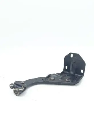 Mercedes-Benz Vito Viano W447 Sliding door lower roller guide/hinge A4477601547 ZGS00312215