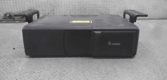 Audi A4 S4 B6 8E 8H CD/DVD changer 