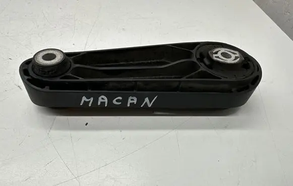 Porsche Macan (95B) Engine mounting bracket 7PP199331A