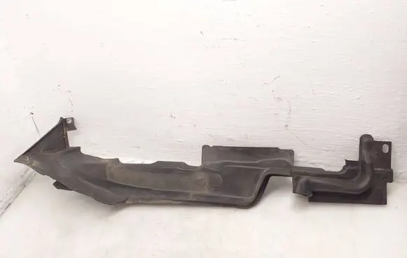 Audi A5 Fender end trim 8W6821169E