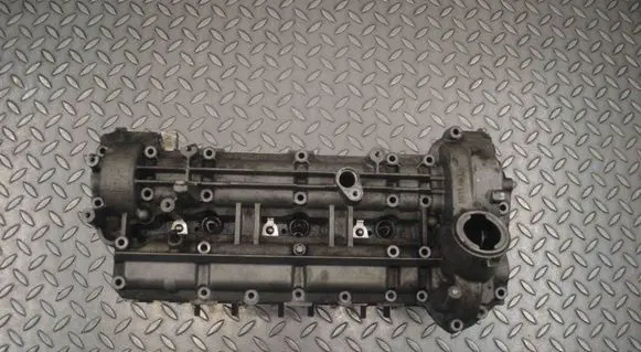 Mercedes-Benz Sprinter W906 Engine head A6420163601 A6420101630