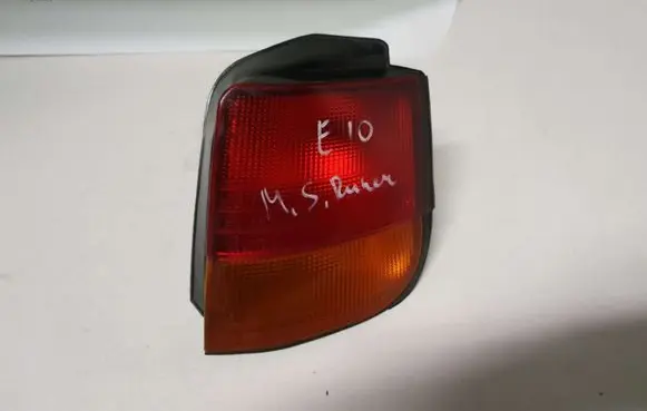 Mitsubishi Space Runner Rear/tail lights