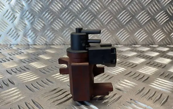 Volvo V50 Turbo solenoid valve 6G9Q9E882CA 70177100