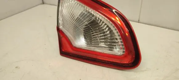 Nissan Qashqai Tailgate rear/tail lights 89503189 B26555BR01A