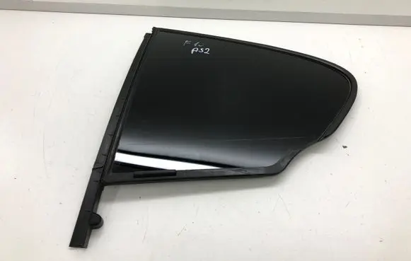 BMW 5 F10 F11 Rear vent window glass 43R001604