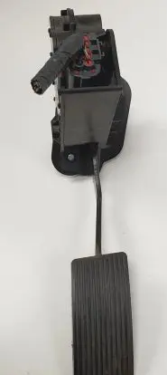Jaguar S-Type Accelerator throttle pedal XR83-9F836-AB